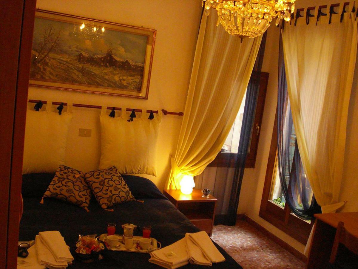 Venice Rainbow Hotel Buitenkant foto
